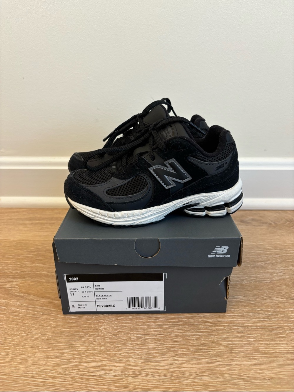 New Balance Kids Black and White 2002R Mesh Sneakers